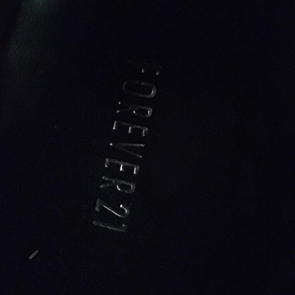 Forever21 black boots - Picture 3 of 4